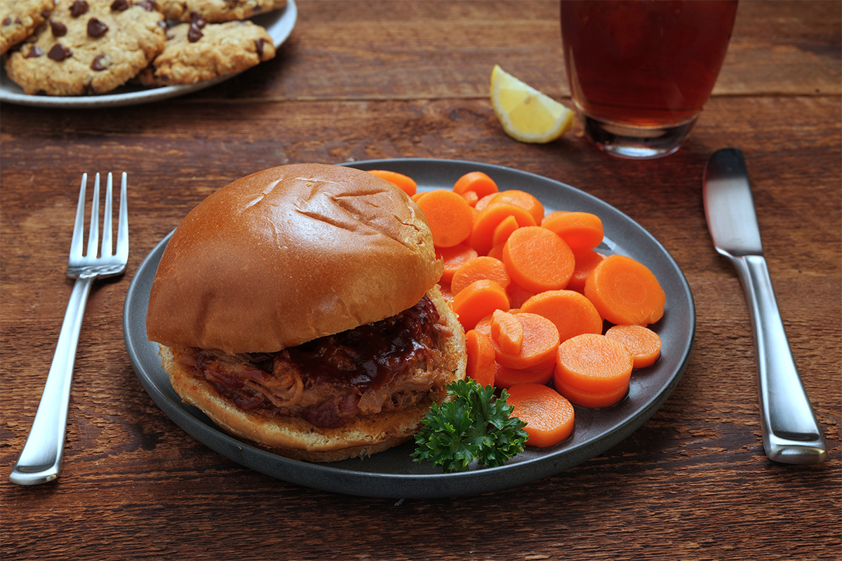 Pulled Pork with Carrots